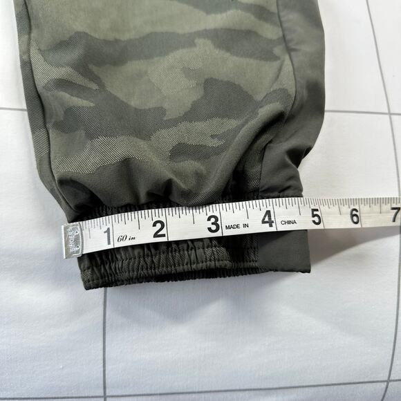 Athleta Pants Womens 6 Green Camo Brooklyn Textured Lined Jogger Athletic Warm - Picture 12 of 12